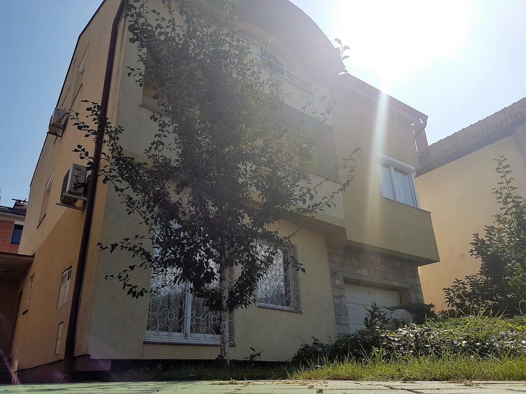 Holiday Ds Near Villa Sarajevo
